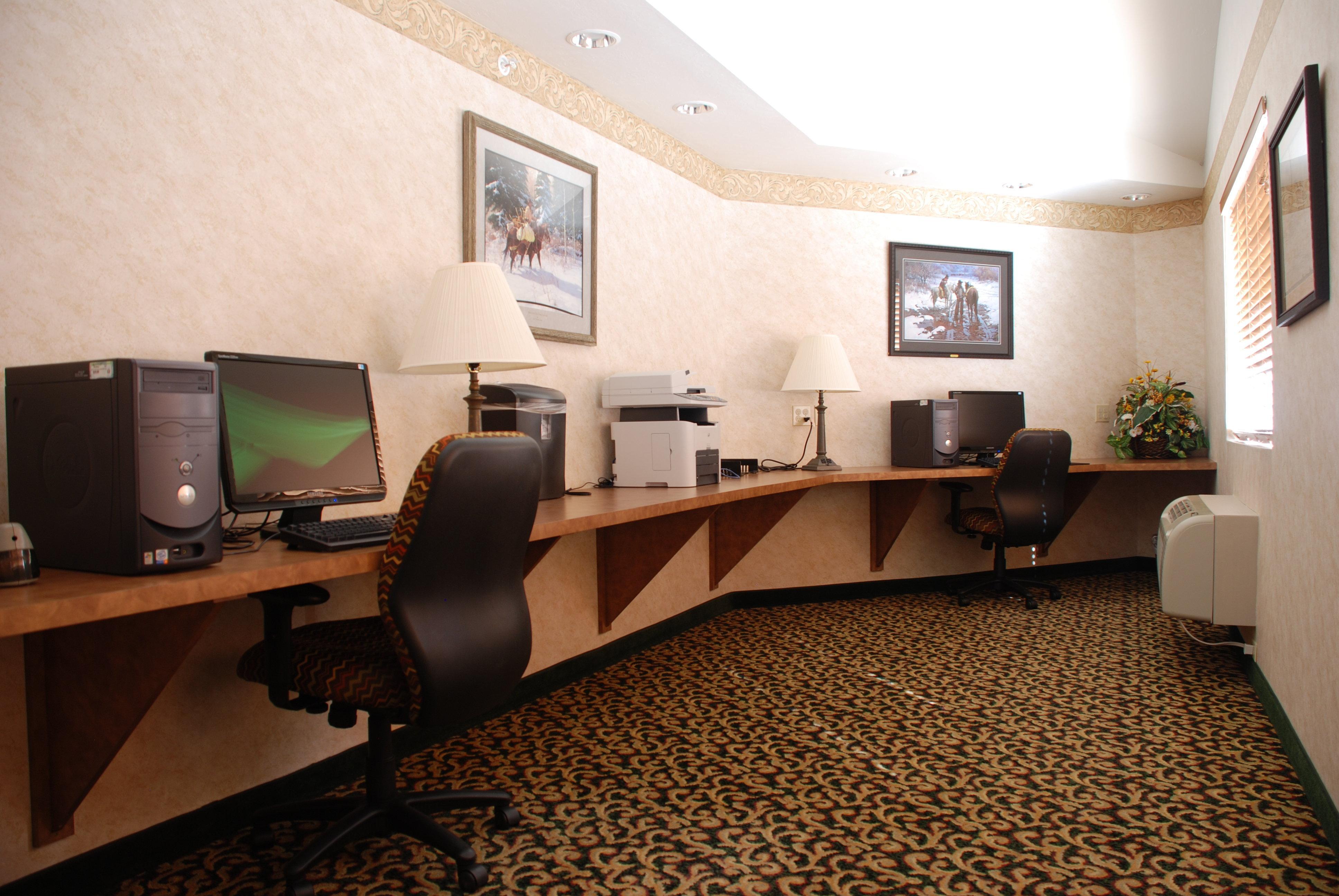 Holiday Inn Express Hotel & Suites Raton, An Ihg Hotel Extérieur photo